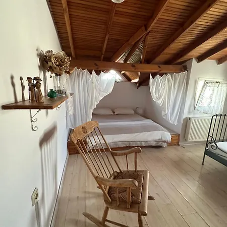 Homestay Beyaz Ev Seferihisar