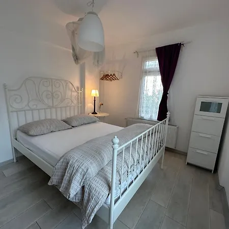 Beyaz Ev Seferihisar