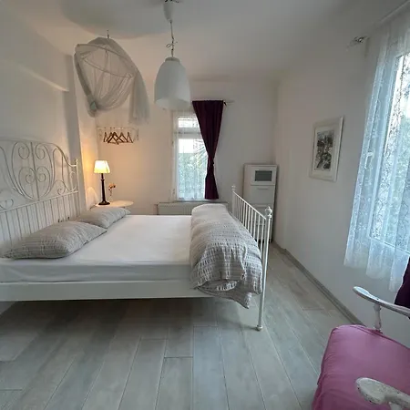 Beyaz Ev Ubytování v soukromí *